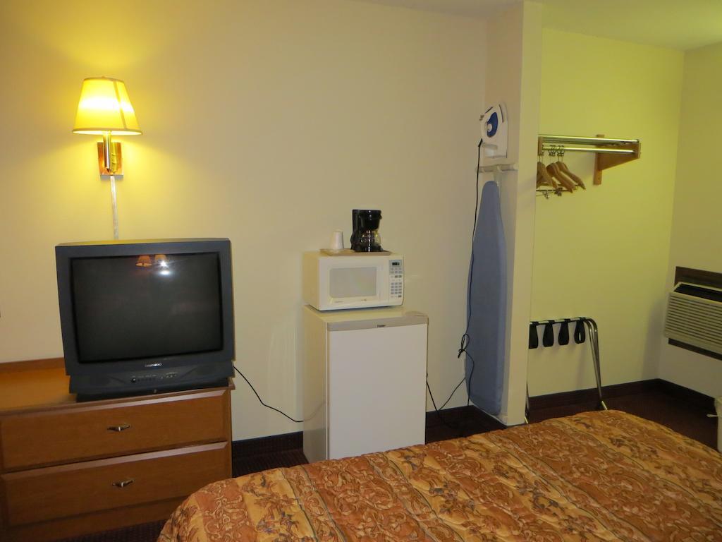 Hotel Americas Best Value Inn Cartersville 2*